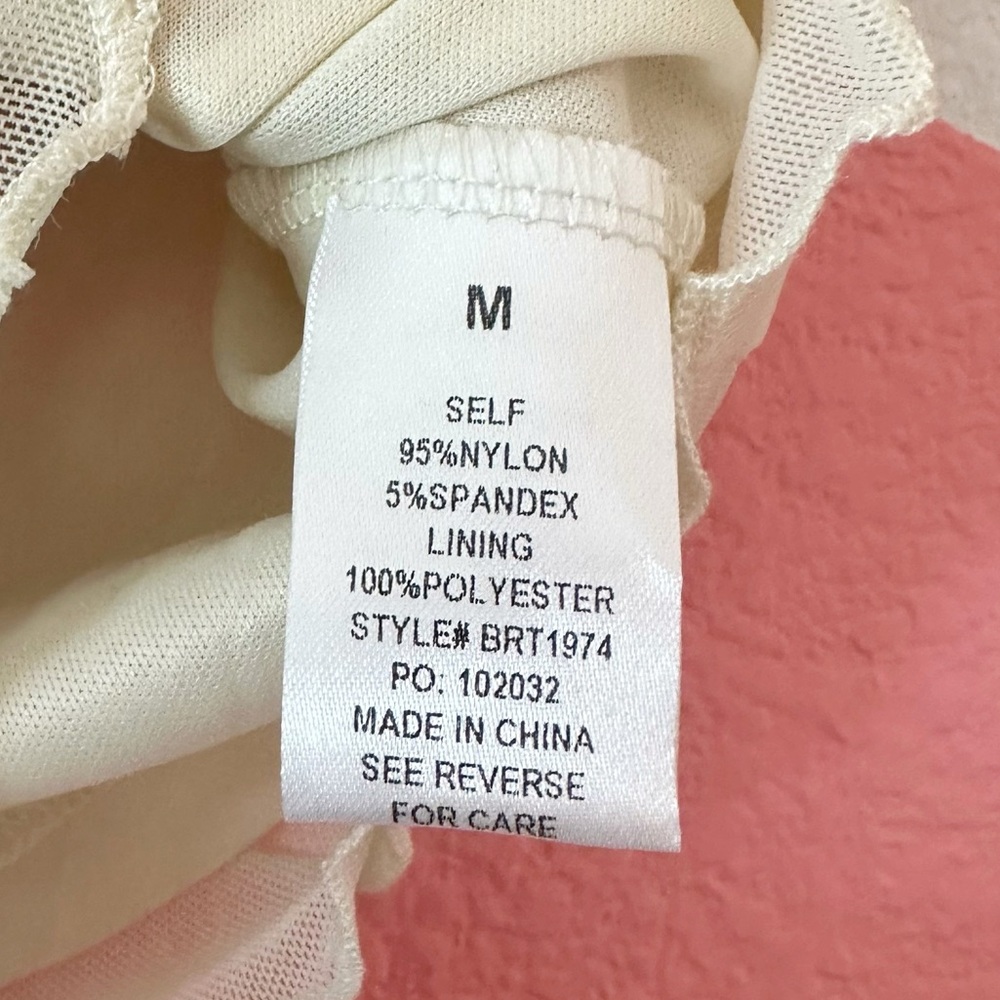 NWT Vici Markella Lettuce Trim Matching Set in Ivory Medium - Picture 7 of 9
